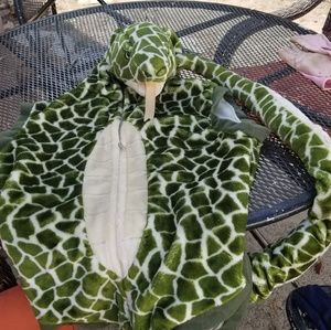 Kids lizard costume. 5-7 years old